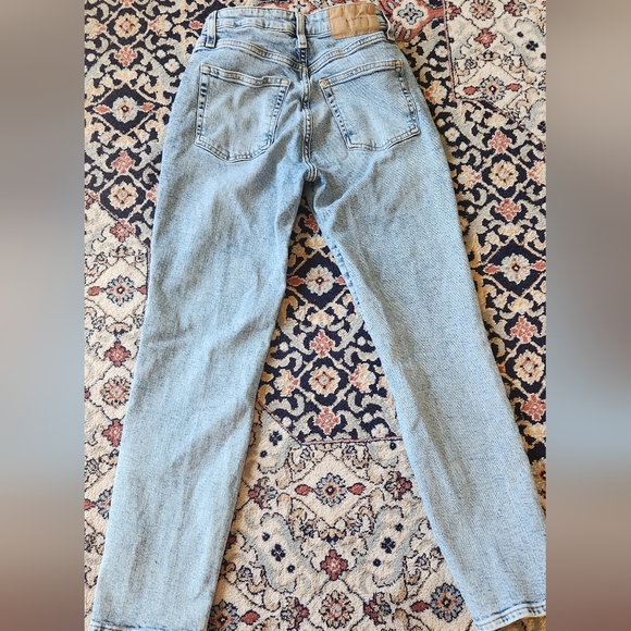 h&m jeans - Picture 2 of 2